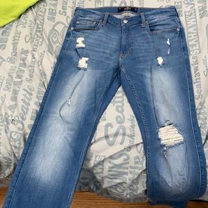 Men’s Dark Hollister jeans